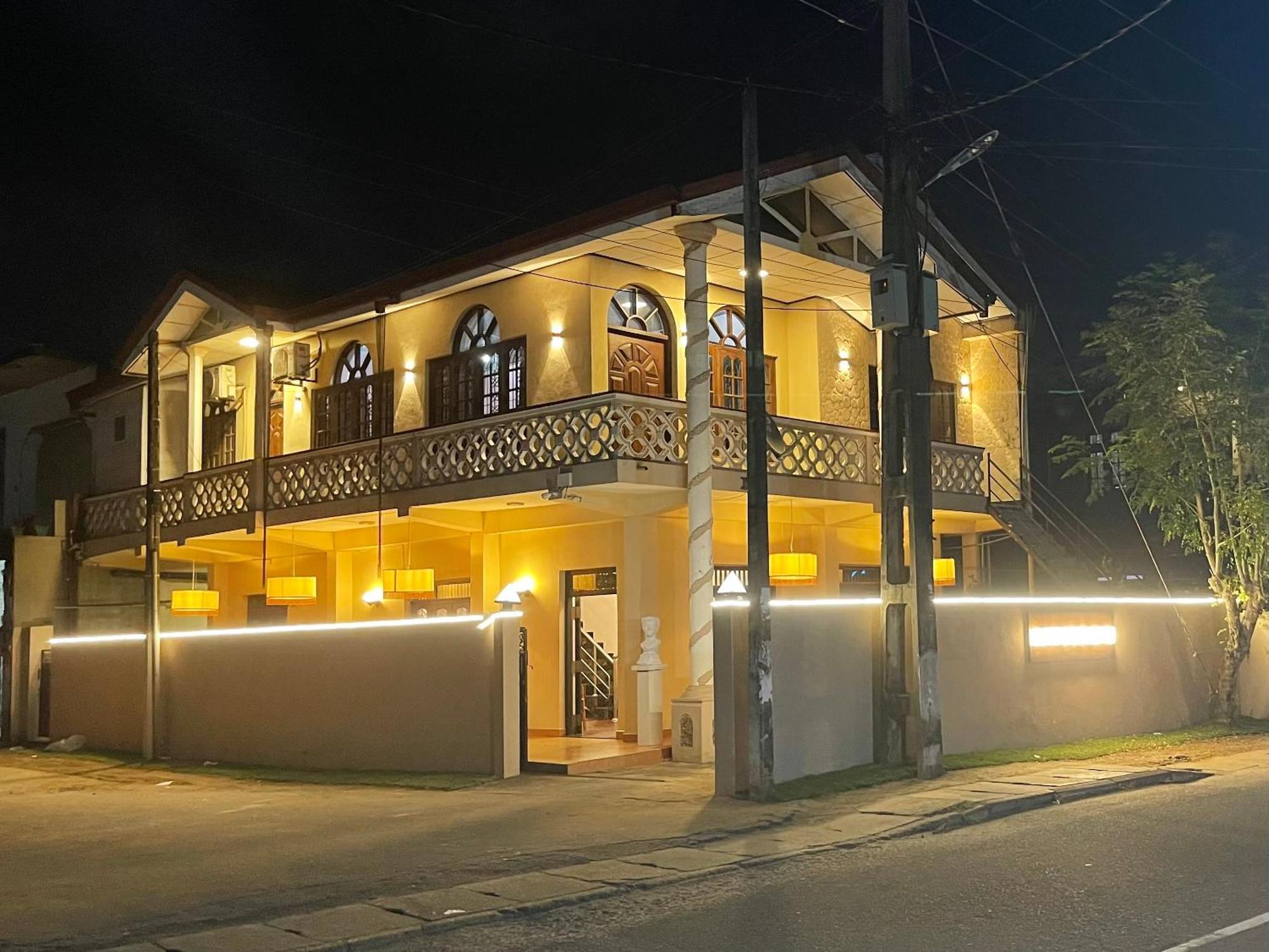 Rivinson Hotel เนกอมโบ ภายนอก รูปภาพ